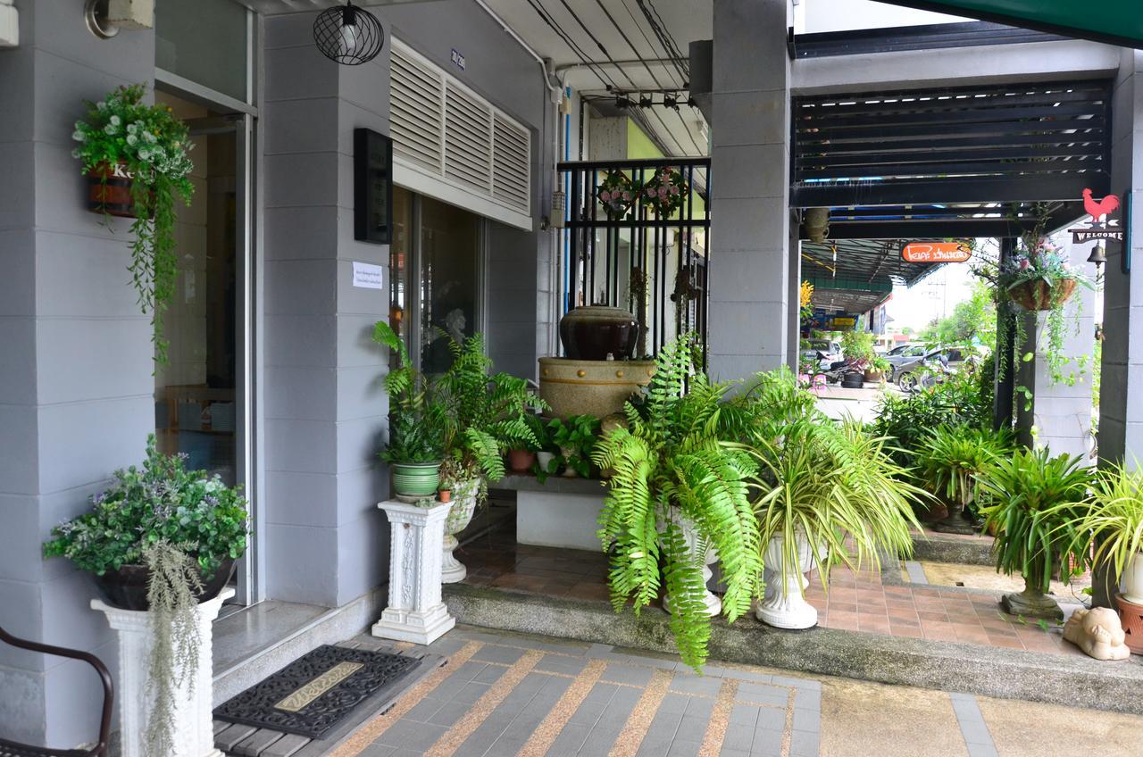 Grand Nakara Hotel Nakhon Si Thammarat Exterior photo